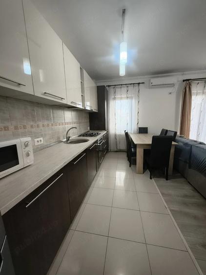 Apartament cu 3 camere decomandat în Giroc