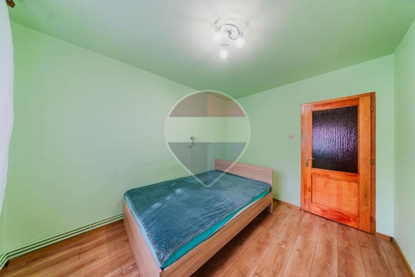 Apartament cu 2 camere semidecomandat, mobilat în Aurel Vlaicu