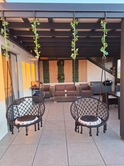 Apartament cu 2 camere semidecomandat în Lotrioara