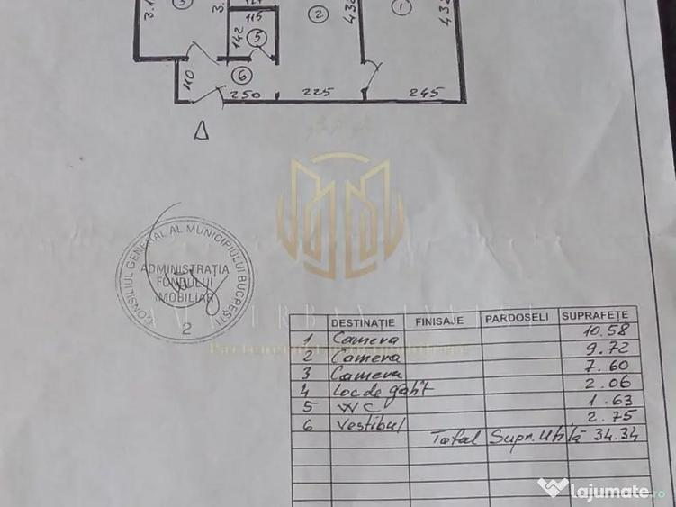 Apartament cu 3 camere decomandat în Mărgeanului