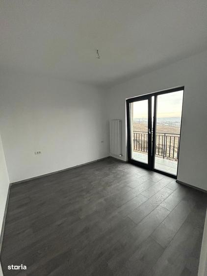 Casă cu 4 camere cu Teren 250 Mp în Valea Lupului