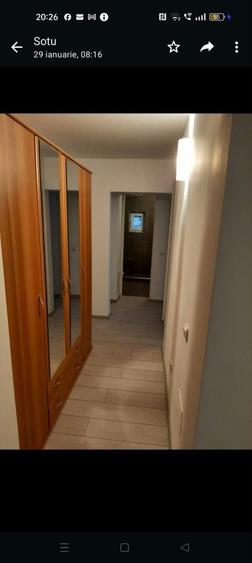 Apartament cu 3 camere decomandat în Stana