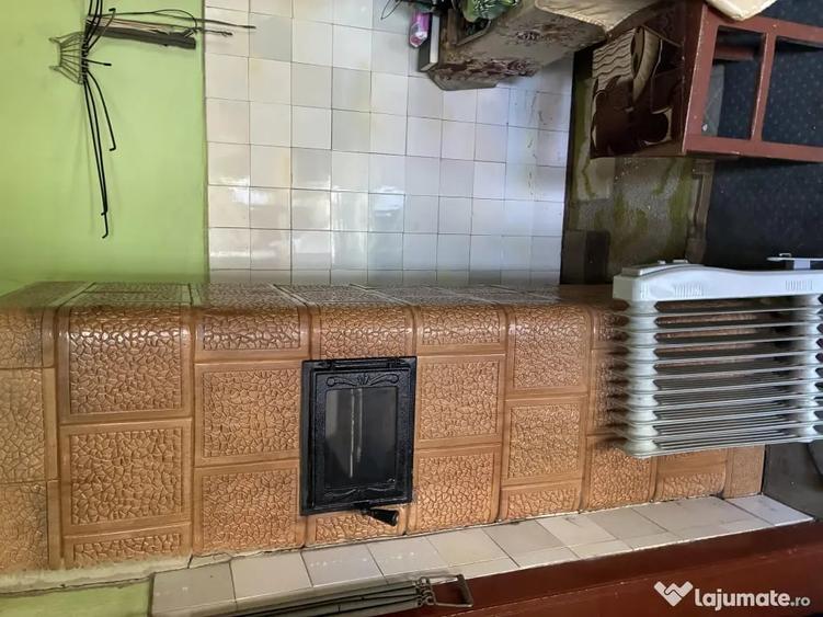 Casă cu 3 camere în Central