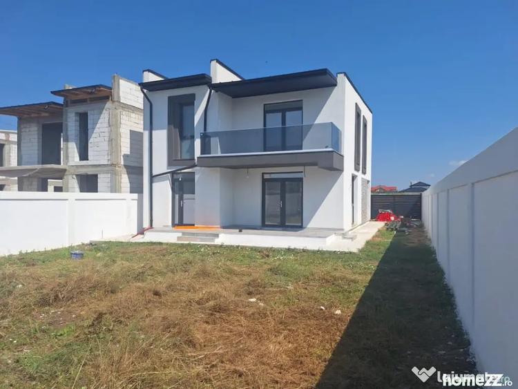 Casă cu 4 camere cu Teren 328 Mp în Central
