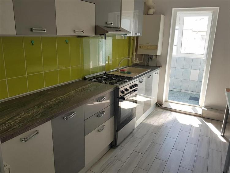 Apartament cu 2 camere decomandat în Radu Negru