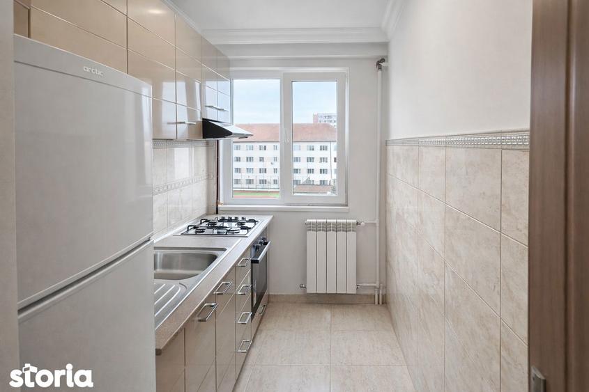 Apartament cu 3 camere decomandat în Ostroveni