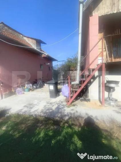 Casă cu 2 camere cu Teren 3825 Mp în Unirea