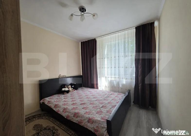 Apartament cu 3 camere decomandat, mobilat în Central