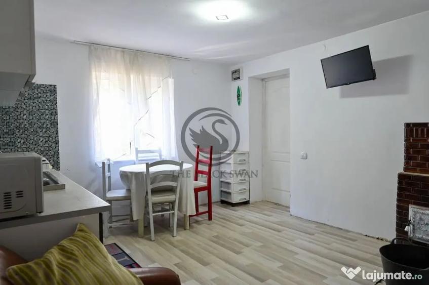 Casă cu 2 camere cu Teren 2846 Mp în Coada Izvorului