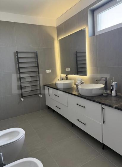 Casă individuală cu 4 camere cu Teren 300 Mp în Frătăuții Vechi