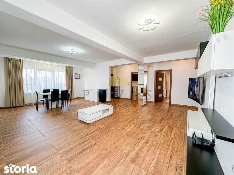 Casă cu 6 camere semidecomandat cu Teren 390 Mp în Tunari