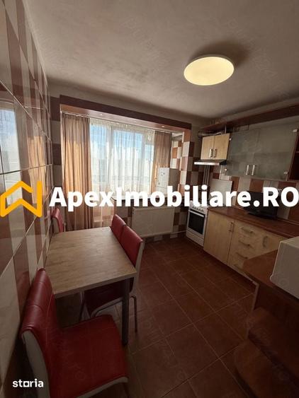 Apartament cu 3 camere semidecomandat în Militari