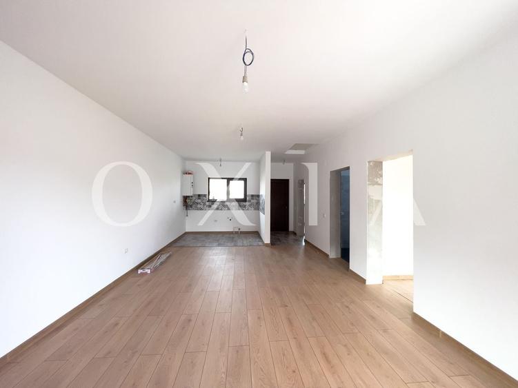 Duplex cu 3 camere cu Canalizare în Moșnița Nouă