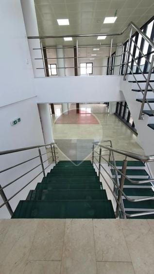 Spațiu industrial, de 1,200 mp, în Afumați