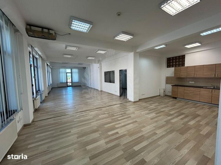 Spațiu comercial, de 176 mp, în Fundeni
