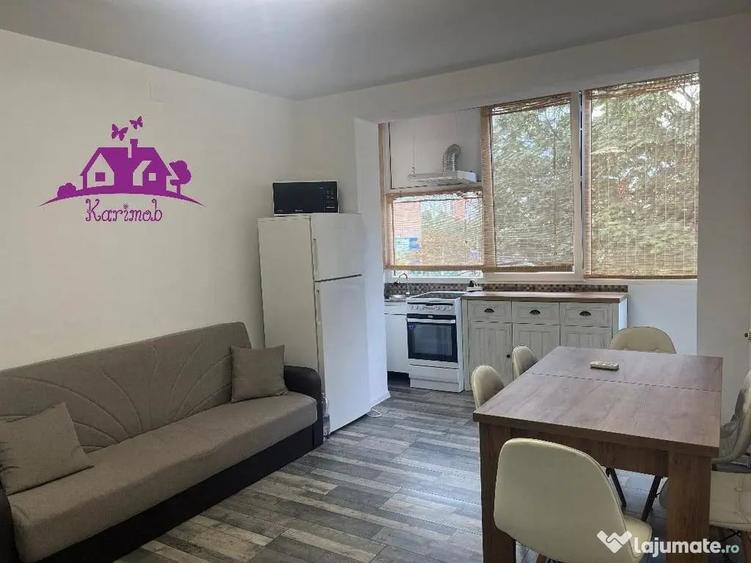 Apartament cu 3 camere semidecomandat în Dacia