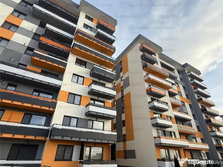 Apartament cu 3 camere decomandat în Tractorul