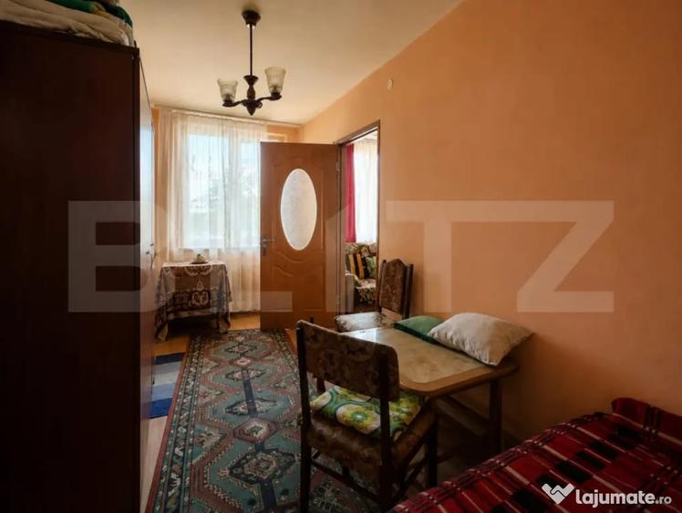 Apartament cu 3 camere semidecomandat în Central