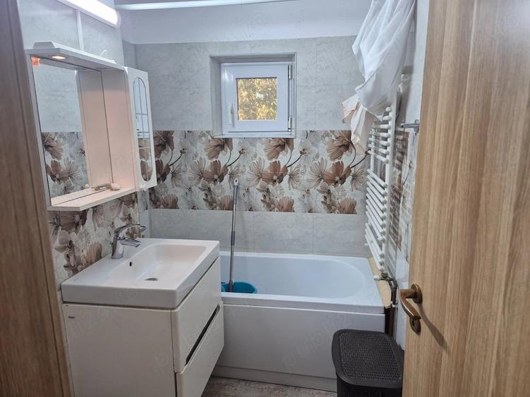 Apartament cu 2 camere decomandat în Girocului
