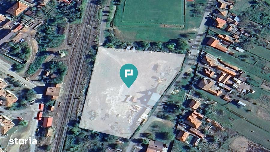 Teren de 8369 mp, în Margina