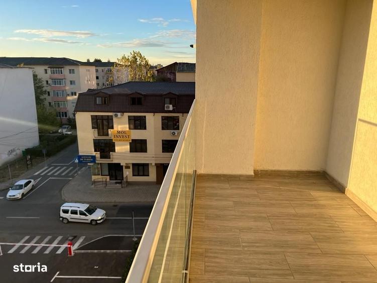 Apartament cu 2 camere decomandat în Micro 9