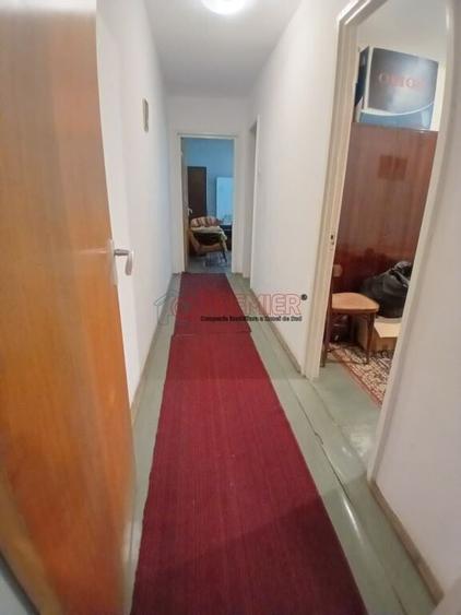 Brancoveanu - Aleea Dorohoi - apartament 3 camere - 17