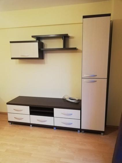 Garsonieră decomandată în Exterior Vest