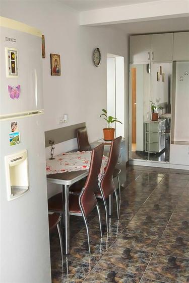 FALEZA NORD-univ.OVIDIUS-2 camere de inchiriat,centrala gaze, parcare,langa mare - 4