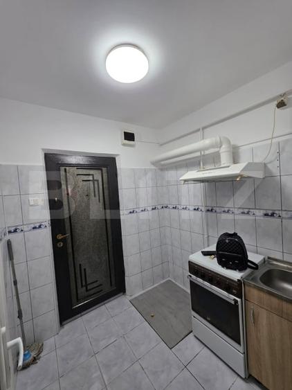 Garsonieră decomandată în Micro 39