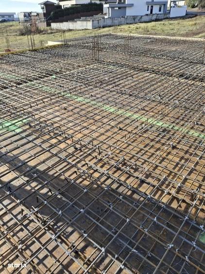 Casă cu 4 camere cu Teren 350 Mp în Nord-Est