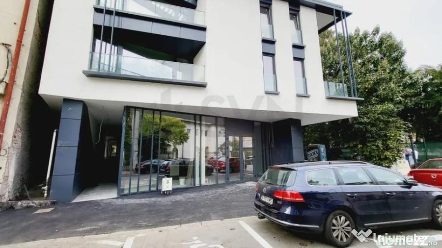 Spațiu comercial, de 320 mp, în Parcul Carol