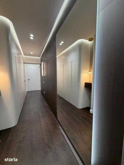 Apartament cu 4 camere, mobilat în Central