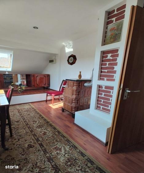 Casă cu 4 camere în Birtin