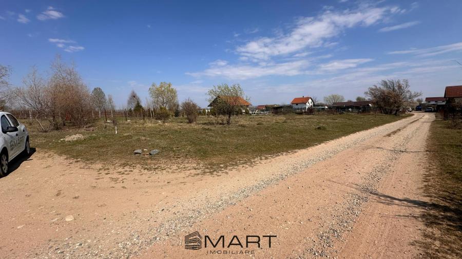 Teren de 1150 mp, în Central