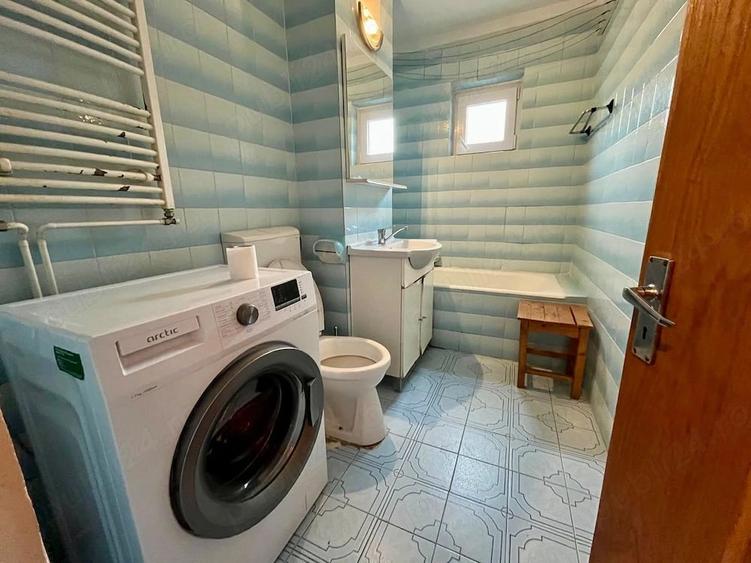 Apartament cu 3 camere decomandat în Simion Bărnuțiu