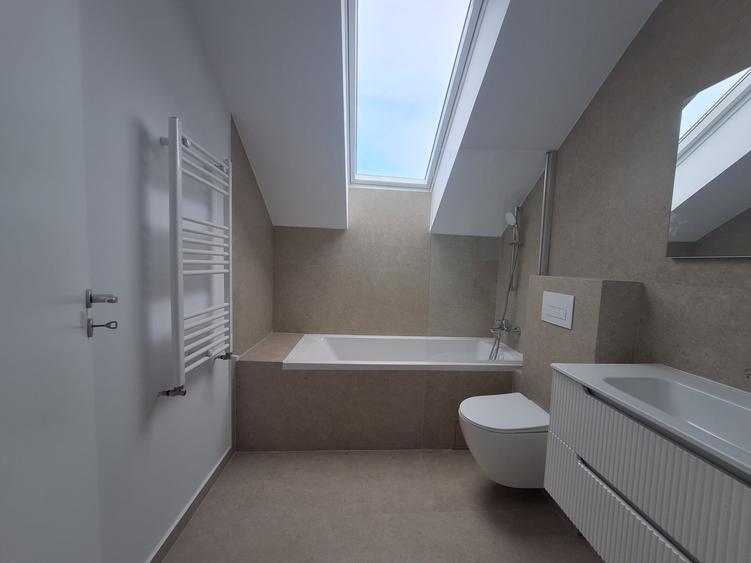 Apartament cu 2 camere semidecomandat în Freidorf