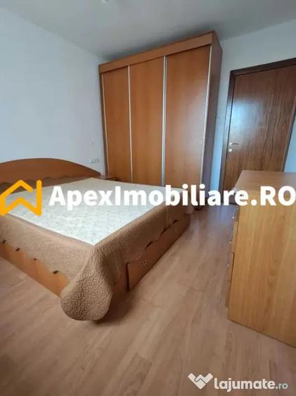 Apartament cu 3 camere decomandat, mobilat în Eroii Revoluției