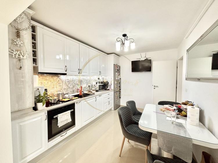 Apartament cu 3 camere decomandat, mobilat în Freidorf