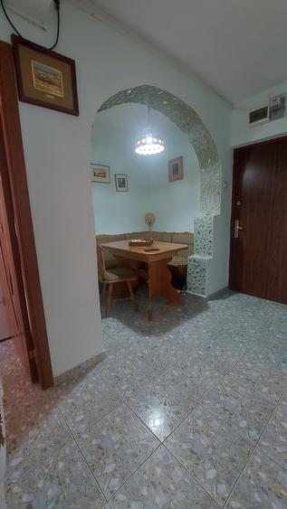 Apartament cu 2 camere decomandat în Cantemir