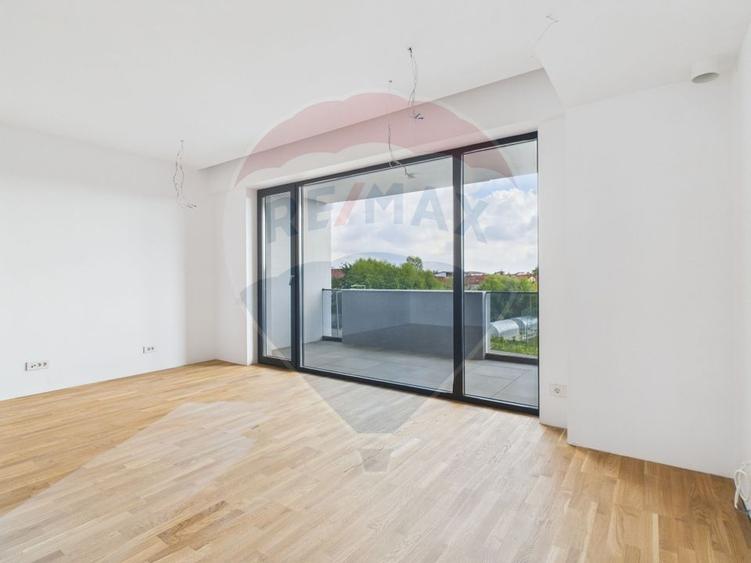 Apartament luminos cu 2 camere, zona Iancu Nicolae, Residence 5 - 1
