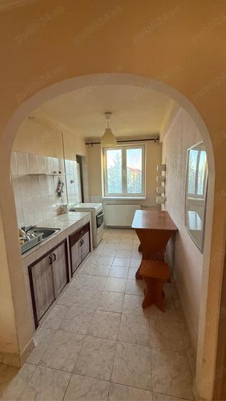 Apartament cu 2 camere decomandat în Cartierul Traian