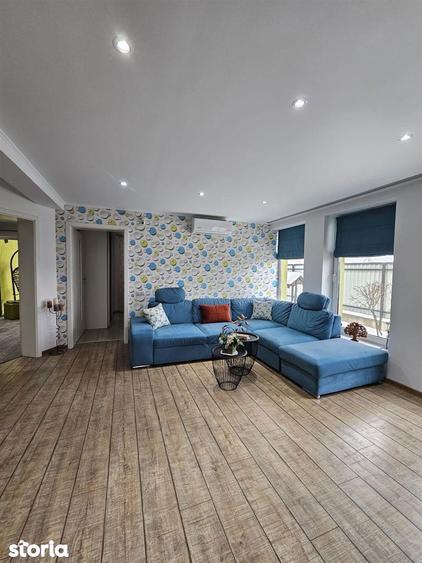 Casă cu 4 camere cu Teren 332 Mp în Sântandrei