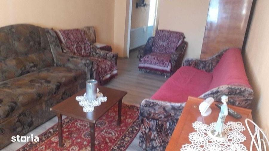 Casă cu 1 camere cu Teren 70 Mp în Parța