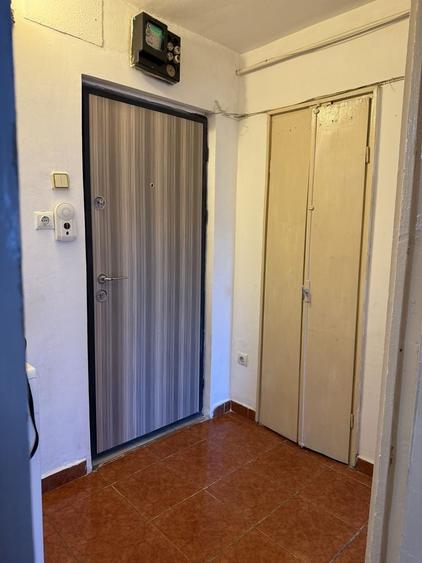 Garsonieră decomandată în Găvana