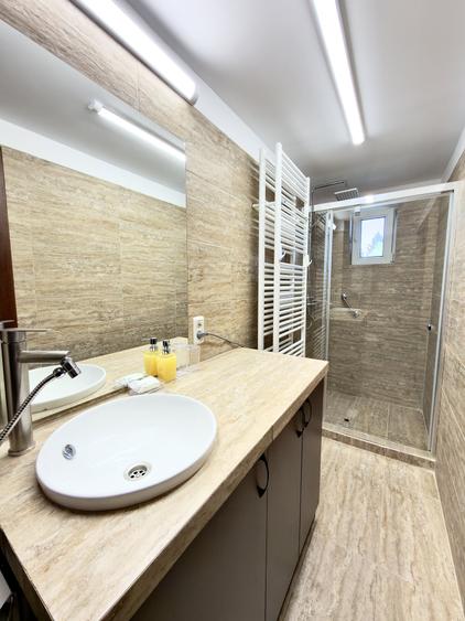 Apartament 3cam DEOSEBIT | RENOVAT | TOTUL NOU | CENTRALA - Polona - Eminescu - 17