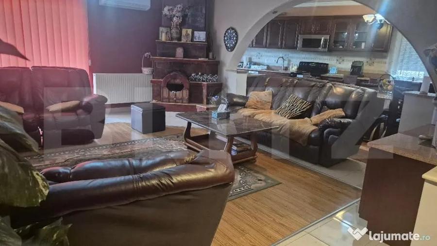 Casă cu 7 camere cu Teren 517 Mp în Lucian Blaga