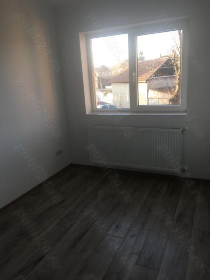 Apartament cu 3 camere în 14 Mai