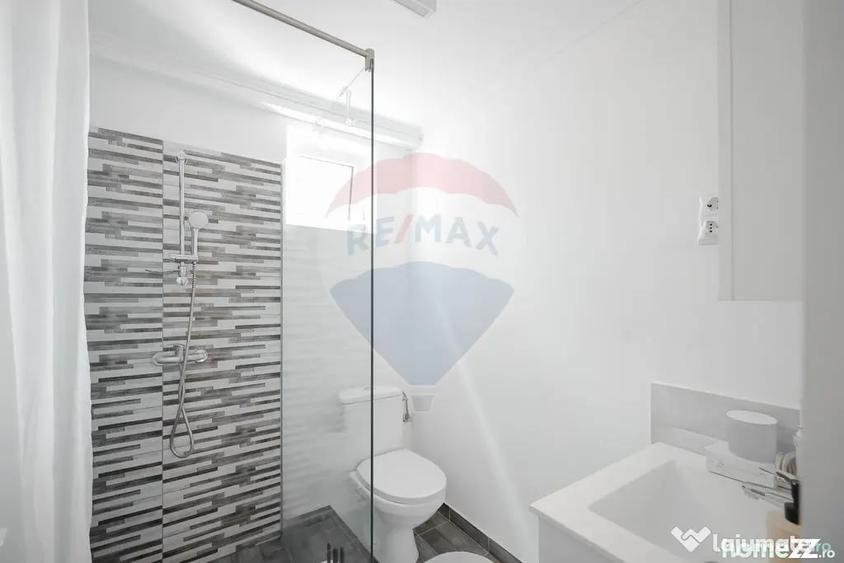Apartament cu 3 camere decomandat în Ultracentral