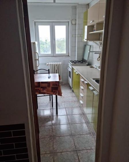 Apartament cu 2 camere decomandat în Drumul Taberei