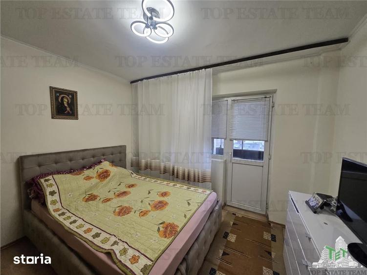 Apartament cu 3 camere decomandat în Militari — fotografia 2